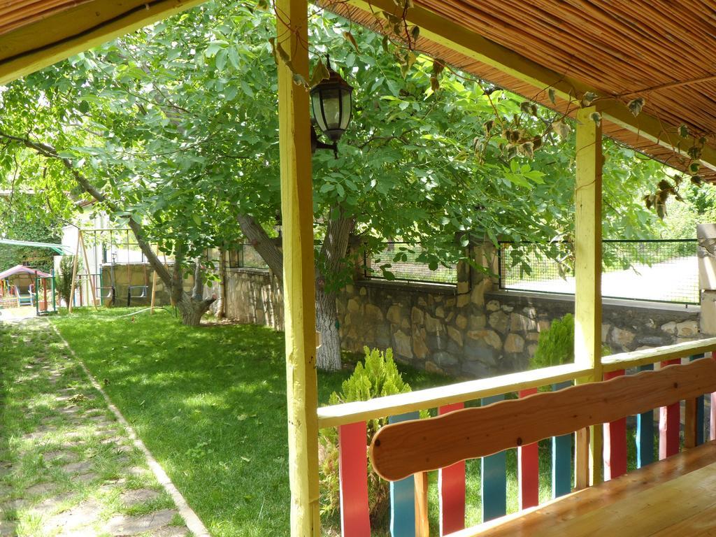 Guest House Nataly Jechegnadzor Buitenkant foto
